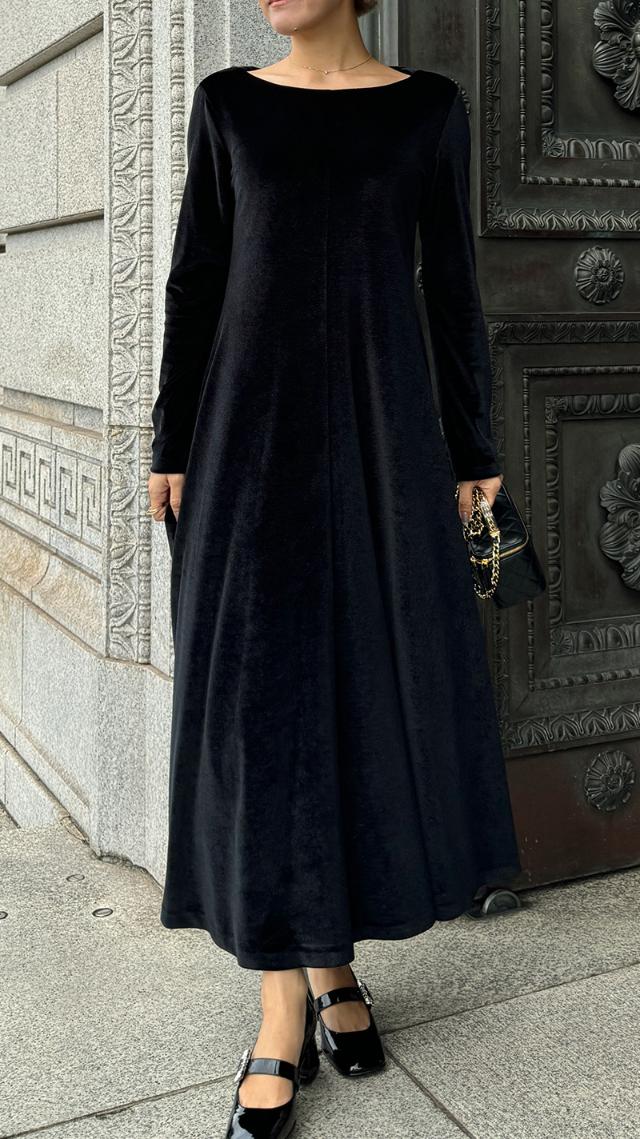 モダンベロアワンピース