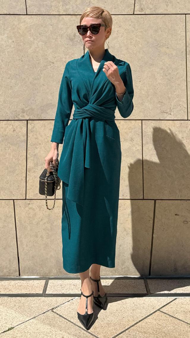 カシュクールドレープワンピース　