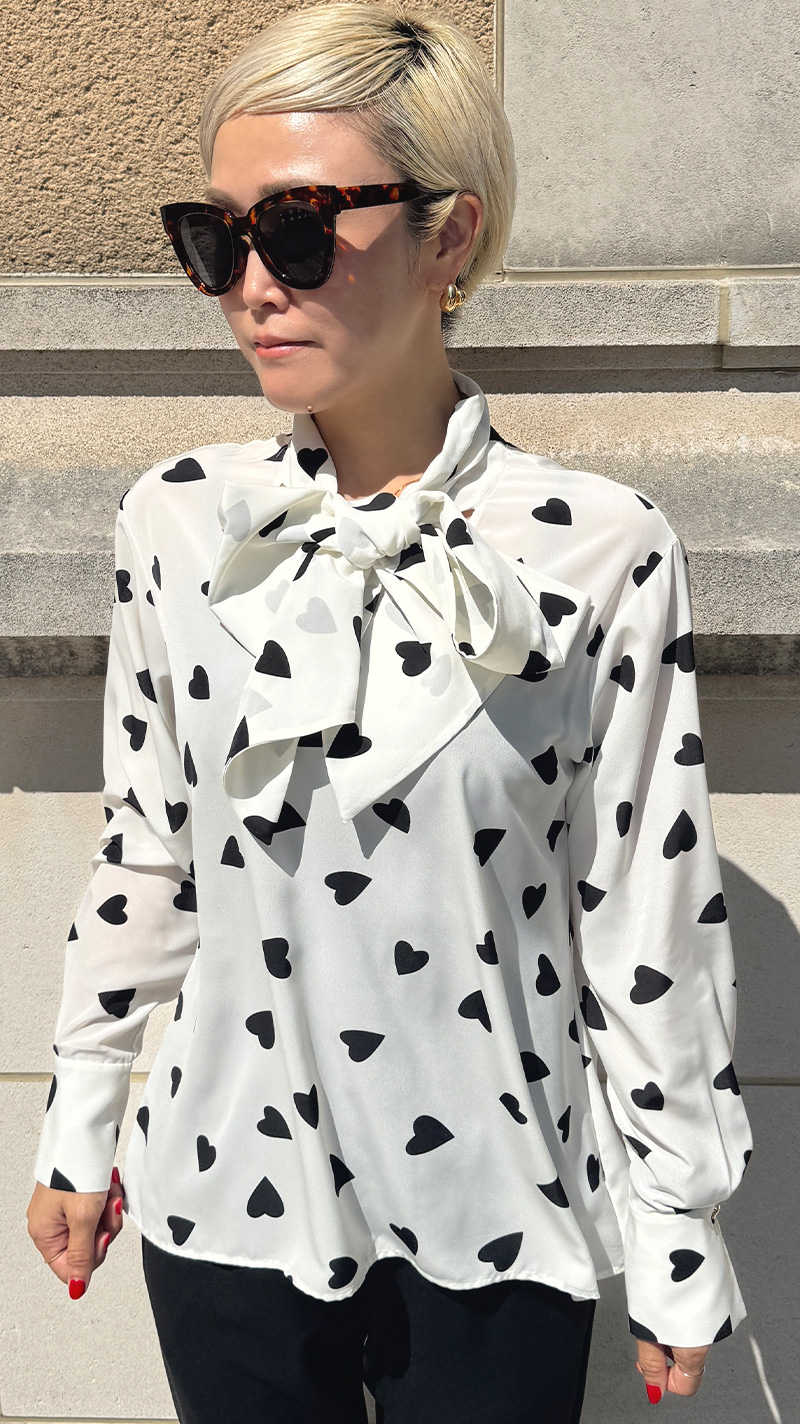 日本製ハートボータイブラウス