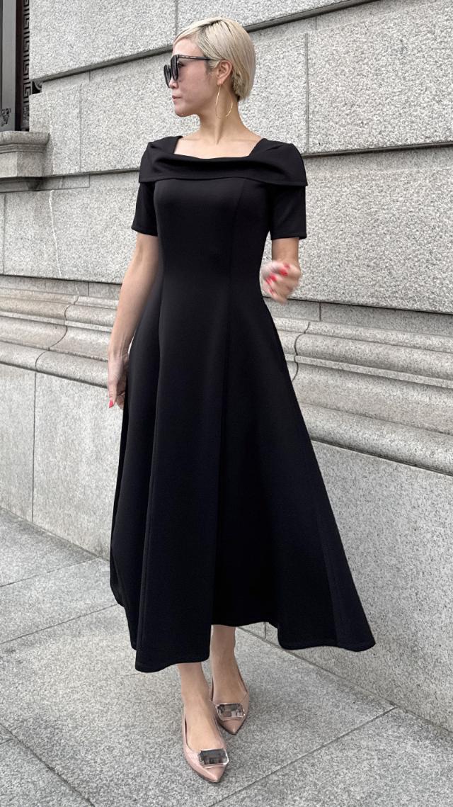 －3キロ見えオフショルワンピース