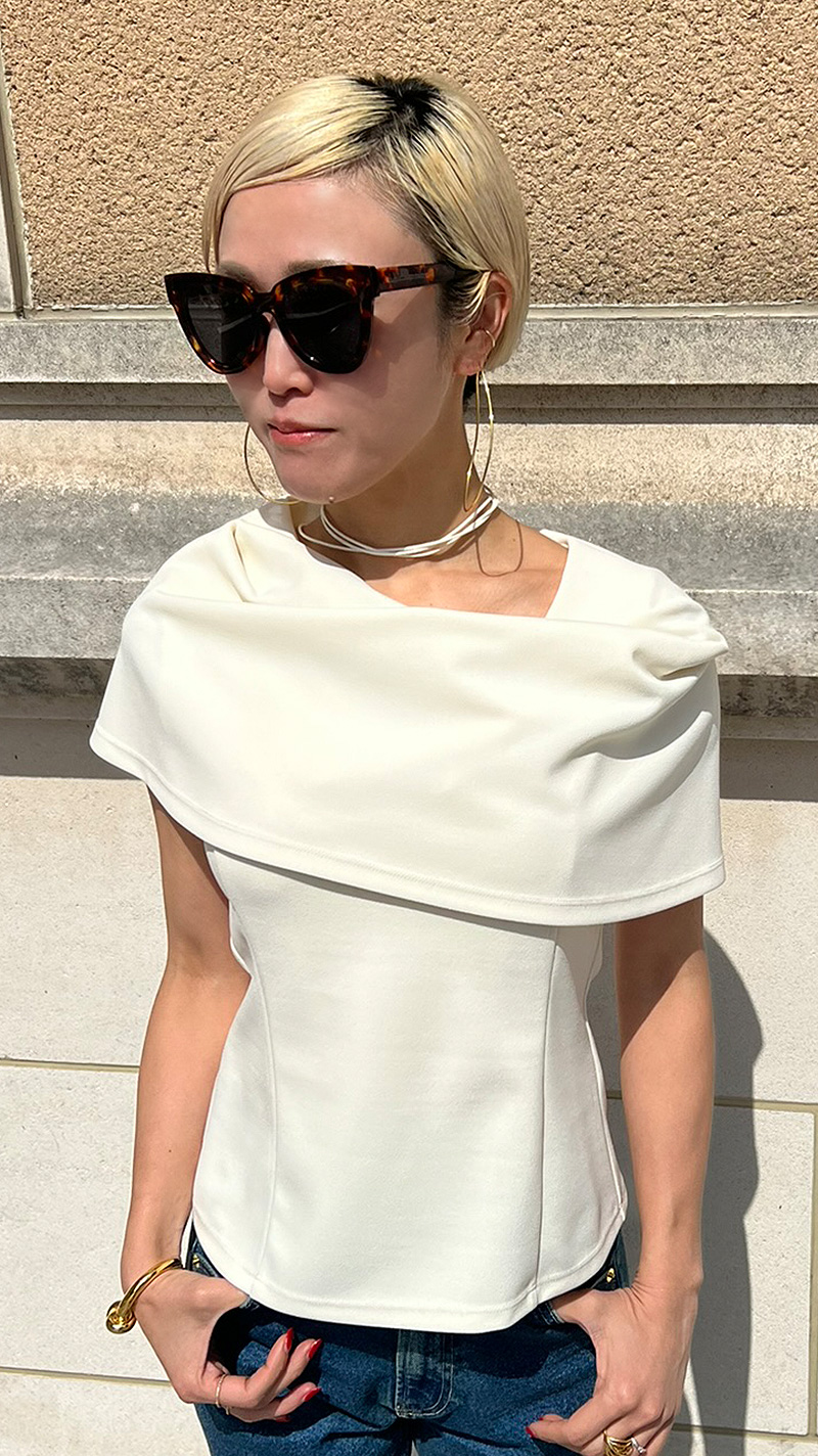 ドラマティックアシンメトリーカットソー