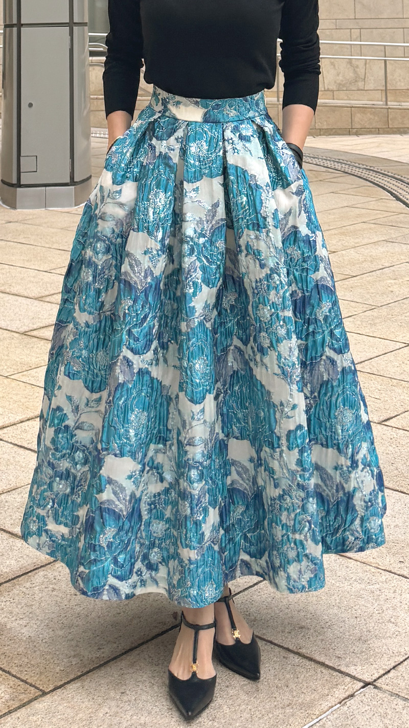 ジャガードドーリー立体スカート