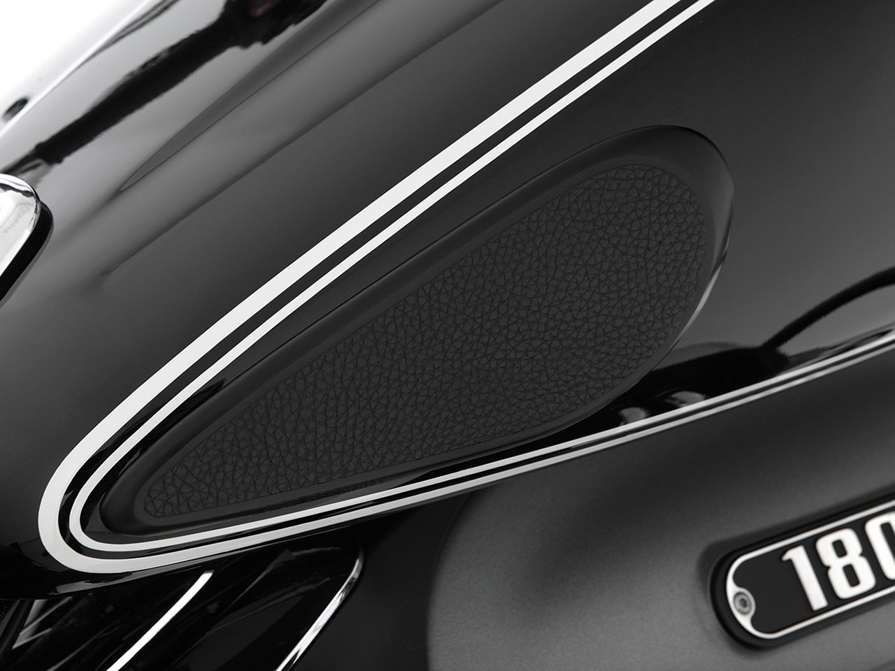 ワンダーリッヒ タンクパッドキット BMW R18