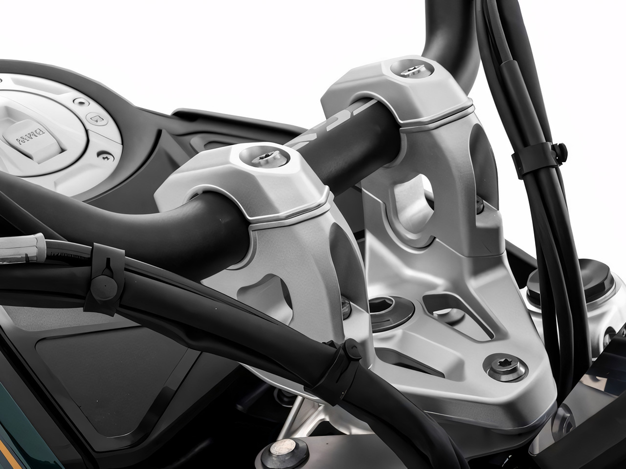 ワンダーリッヒ ハンドルアップセットバックキット 「ERGO+」 R1300GS / R1300GS Adventure / R1300RT