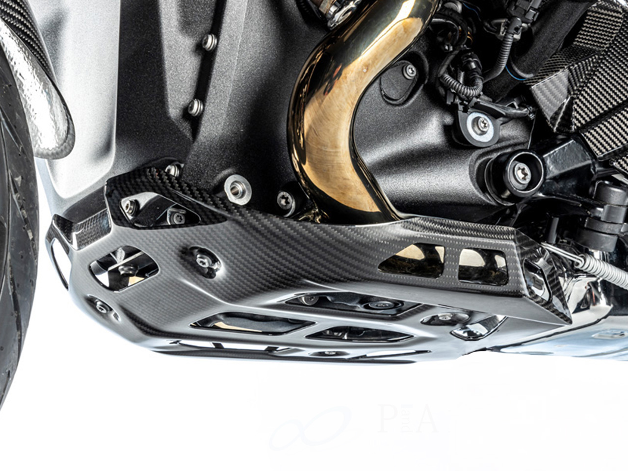 ワンダーリッヒ カーボンエンジンアンダーガード BMW R1300GS