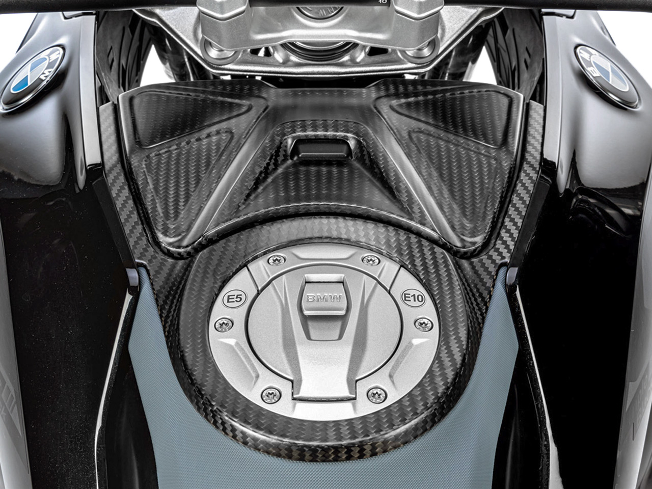 ワンダーリッヒ カーボン アッパータンクカバー BMW R1300GS