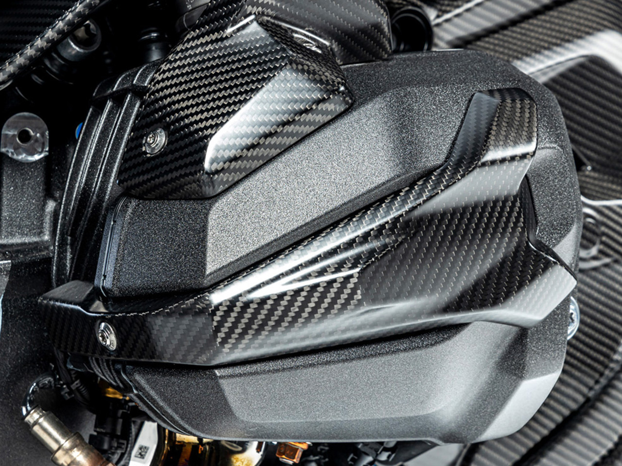 ワンダーリッヒ カーボン スパークプラグコネクターカバー BMW R1300GS / R1300GS Adventure
