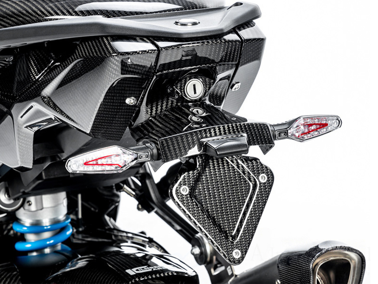 ワンダーリッヒ カーボンナンバープレートホルダー BMW M1000XR