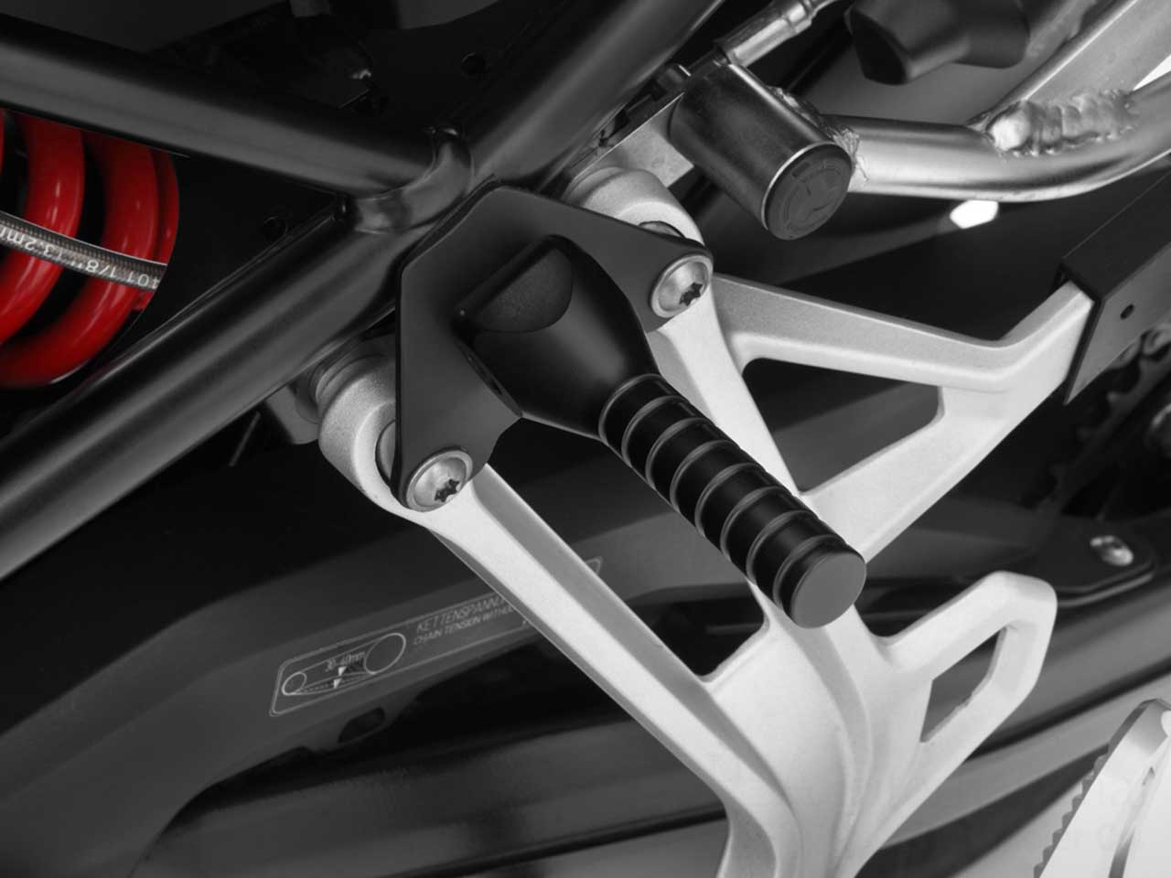 ワンダーリッヒ センタースタンドプルレバー RF750GS / F850GS / F850GS Adv