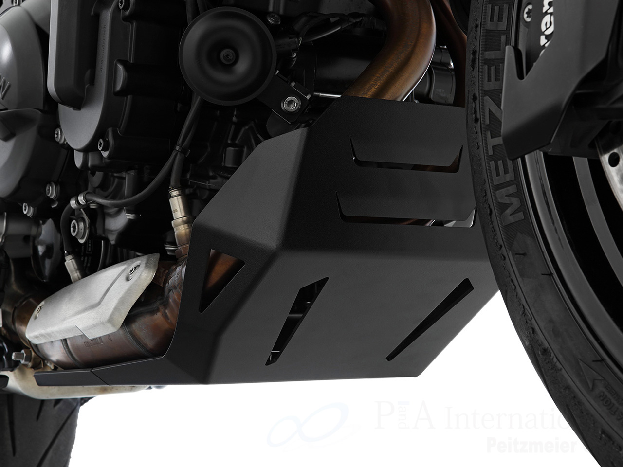 ワンダーリッヒ エンジンアンダーガード「Street」BMW F900R / F900XR