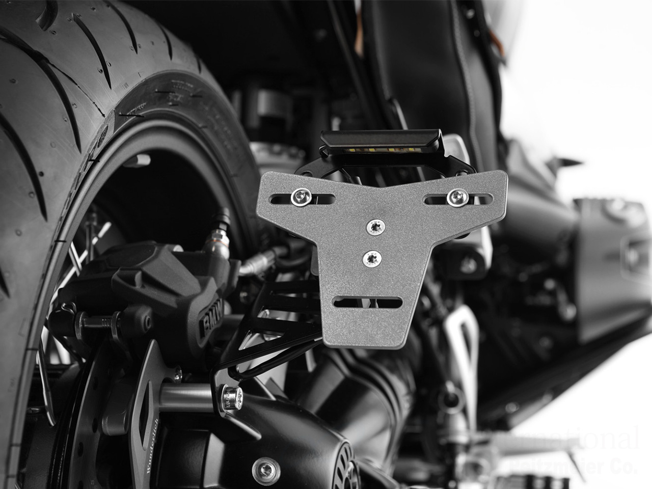ワンダーリッヒ ナンバープレートホルダー サイドタイプ RnineT シリーズ