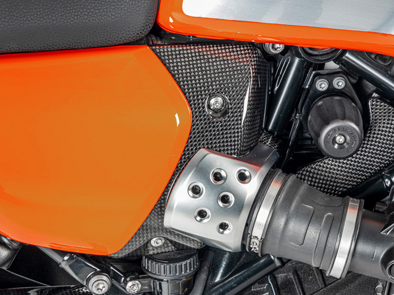 ワンダーリッヒ カーボン エアボックスカバー BMW R12 nineT