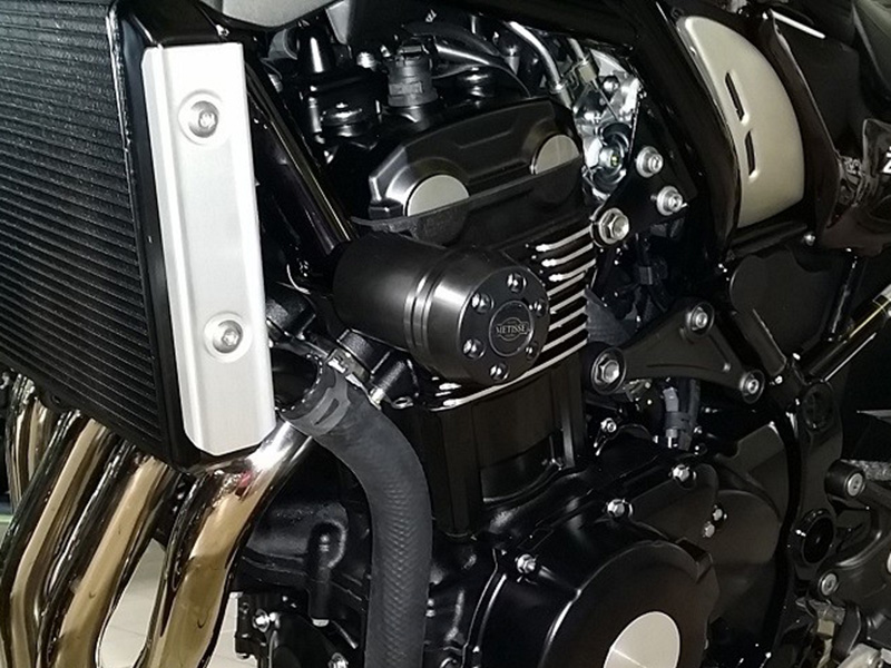 P&A International クラッシュパッド X-Pad Kawasaki Z900('17-) / Z900RS('18-)