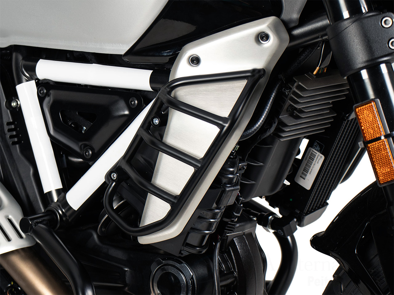 ヘプコ＆ベッカー ラジエーターガード DUCATI スクランブラー 800 ナイトシフト / フルスロットル / アイコン