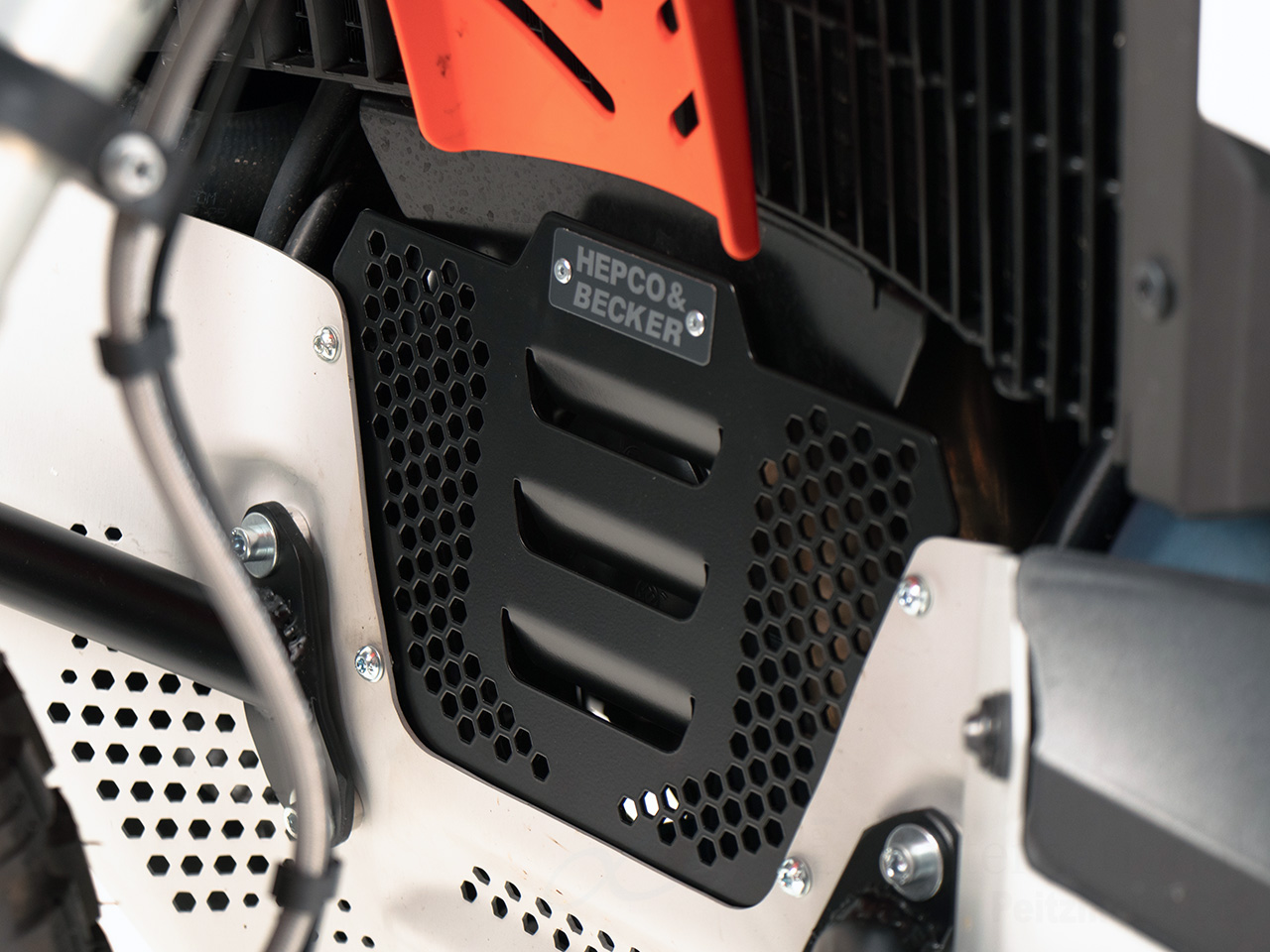 ヘプコ＆ベッカー アディショナルプロテクター for 純正エンジンアンダーガード KTM 890 Adventure / 790 Adventure