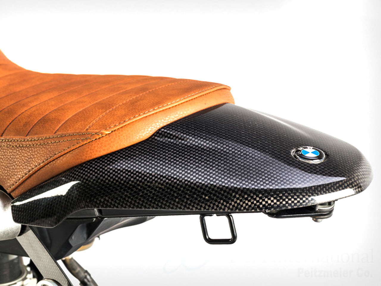 Wunderlich カーボンシートカバー モノシート用 BMW RnineT スクランブラー
