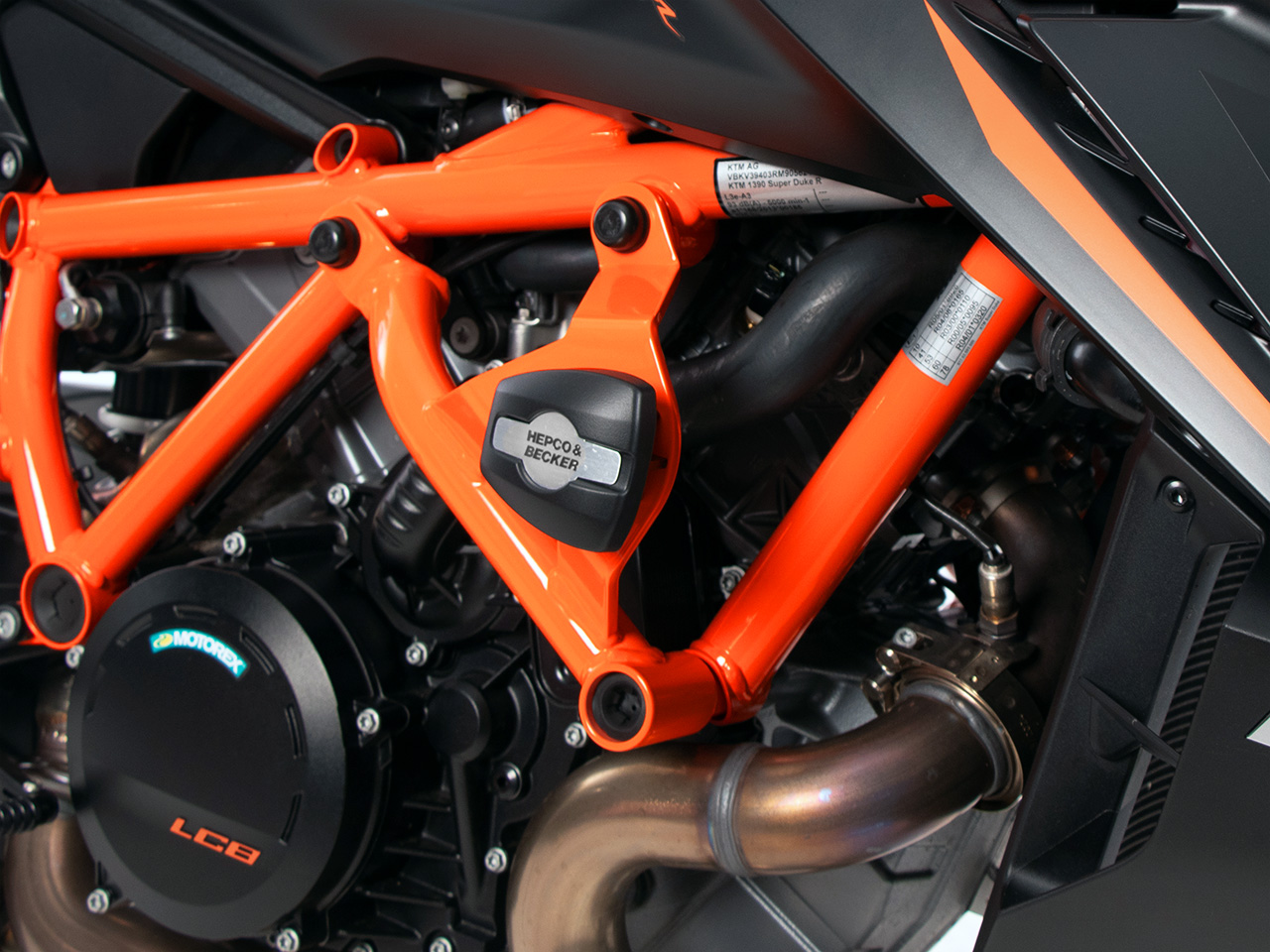 ヘプコ＆ベッカー エンジンガード KTM 1390 スーパーデューク R EVO