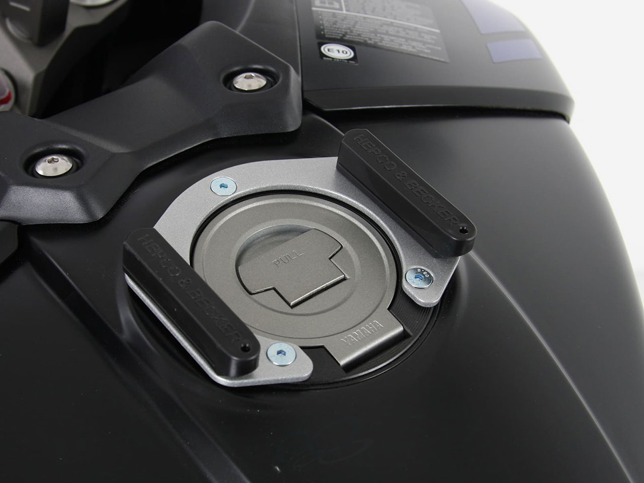 ヘプコ＆ベッカー「Easy-Lock/イージーロック」(タンクバック「Street/Royster」用ホルダー) 506-4559-0009
