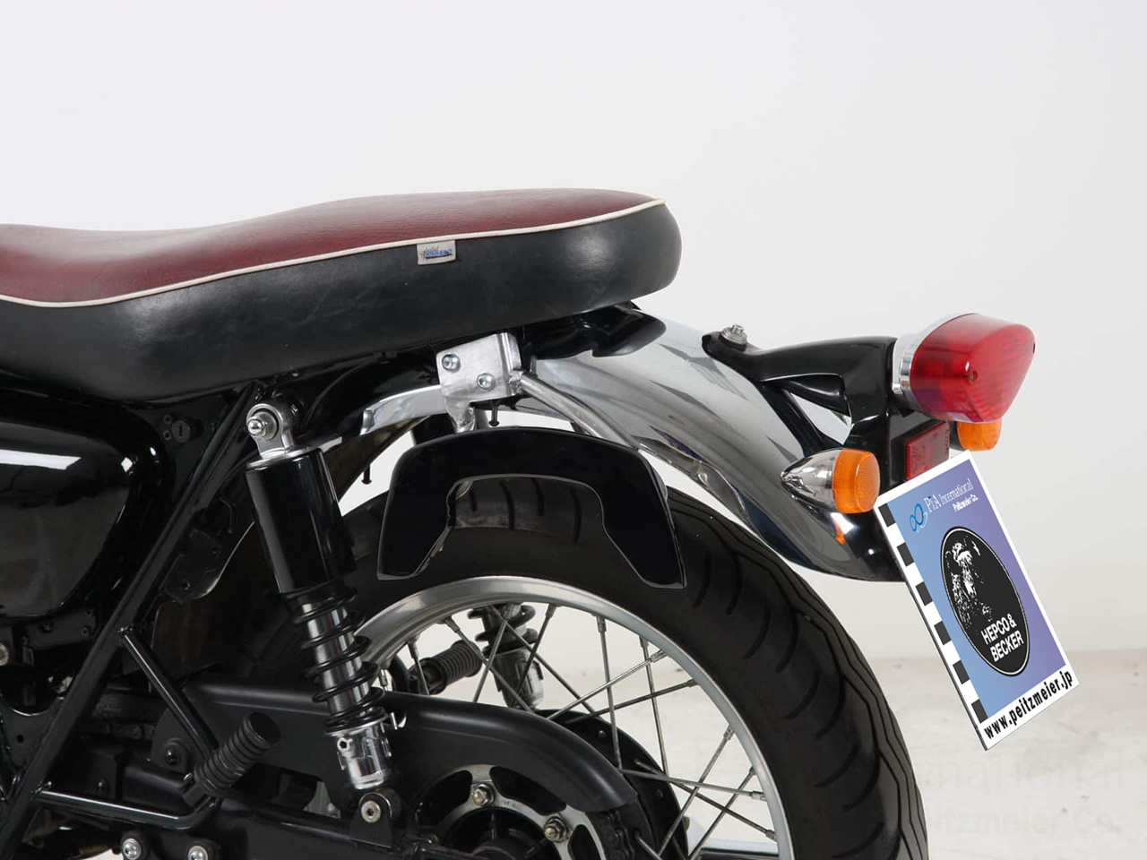ヘプコ＆ベッカー サイドソフトケースホルダー(キャリア)「C-Bow」 Kawasaki W800(-16) / W650(-08)