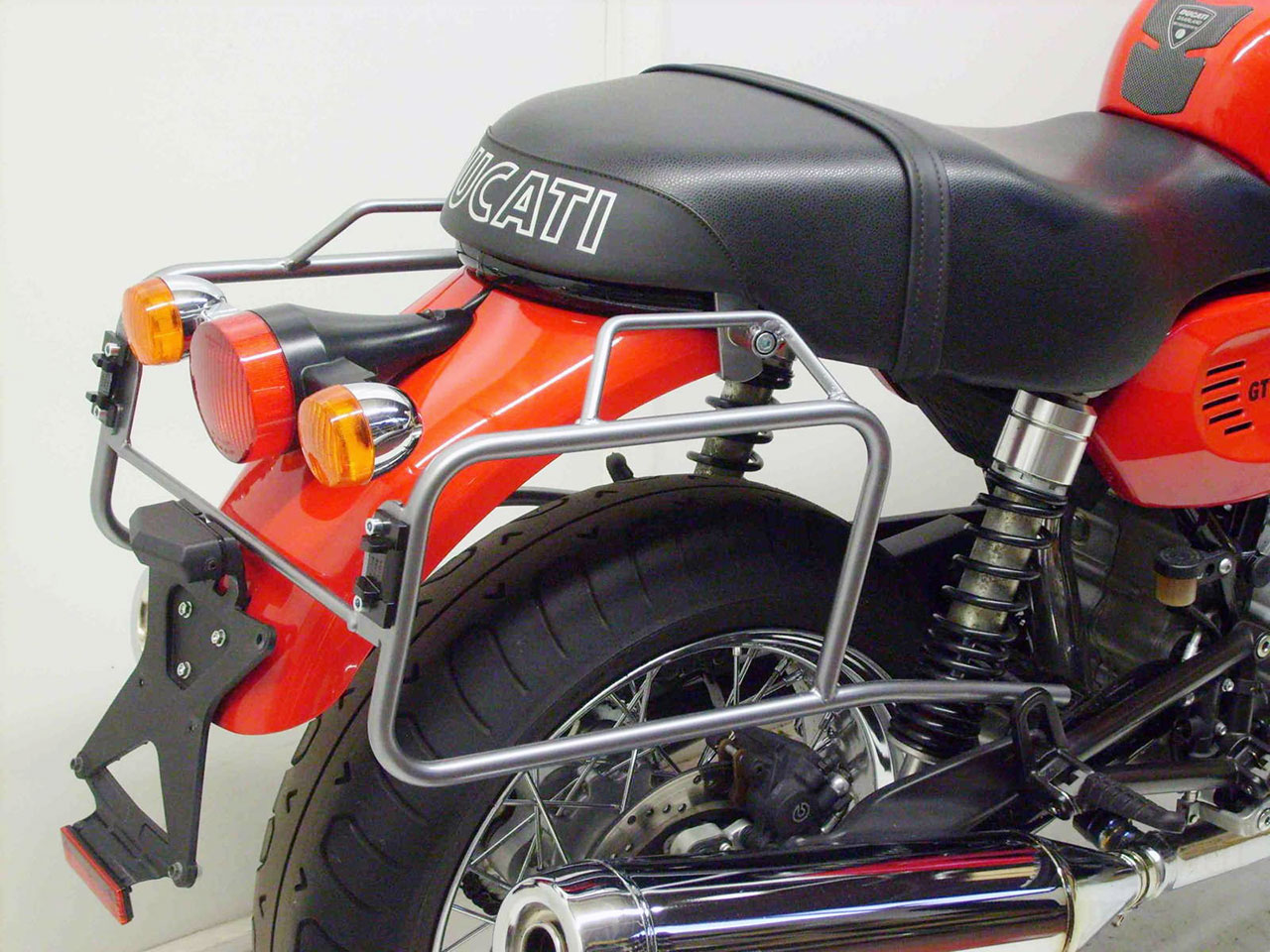 ヘプコ＆ベッカー サイドケースホルダー DUCATI GT1000