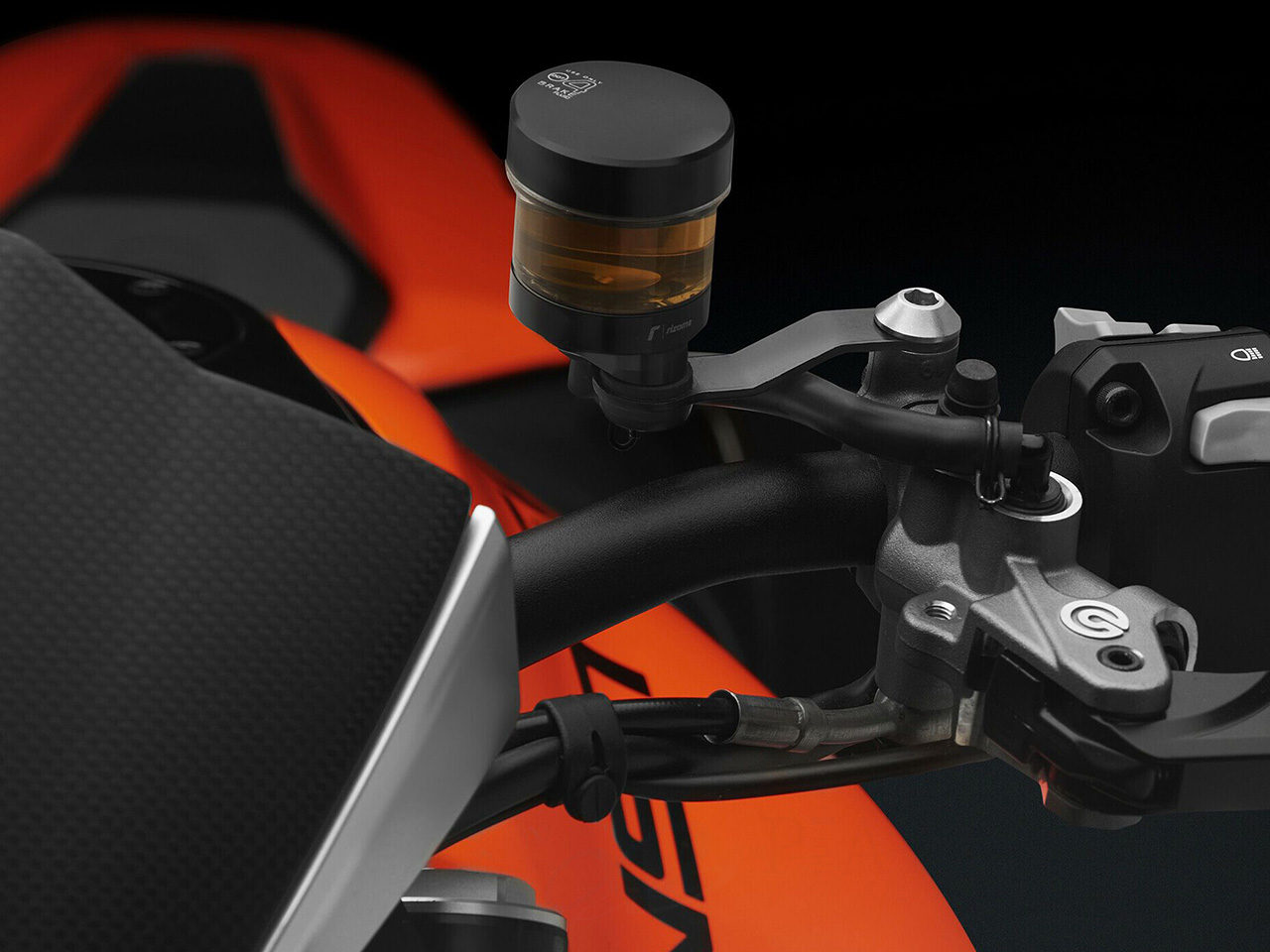 rizoma / リゾマ 純正フルードタンク用取り付けキット DUCATI Monster 937/+/SP