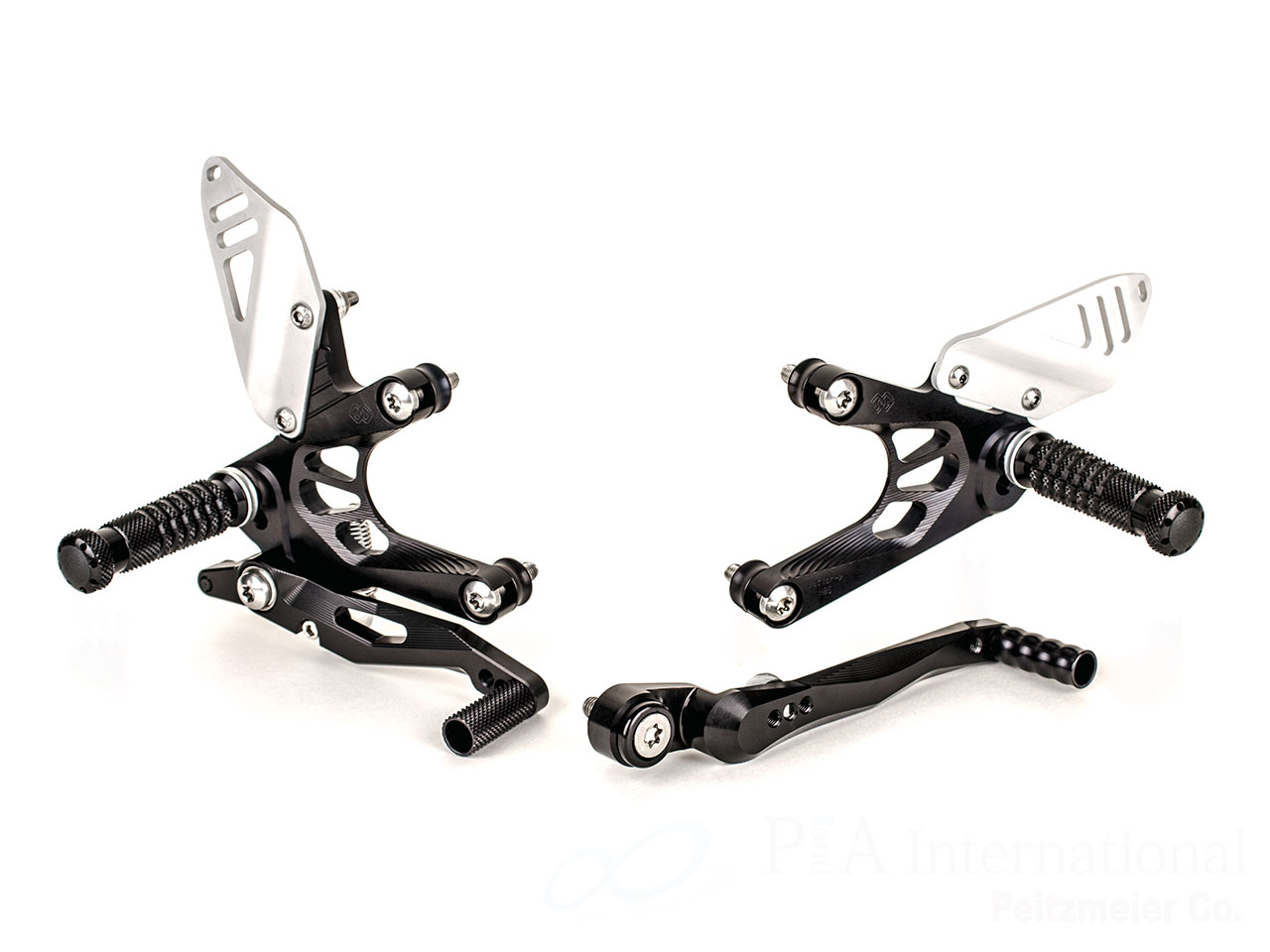ギルズツーリング アジャスタブルバックステップ FXR CBR650R/F / CB650R/F