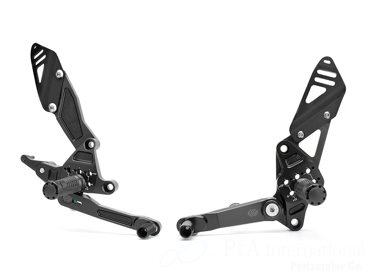 ギルズツーリング アジャスタブルバックステップ FXR MT-07 / Tracer700 / XSR700