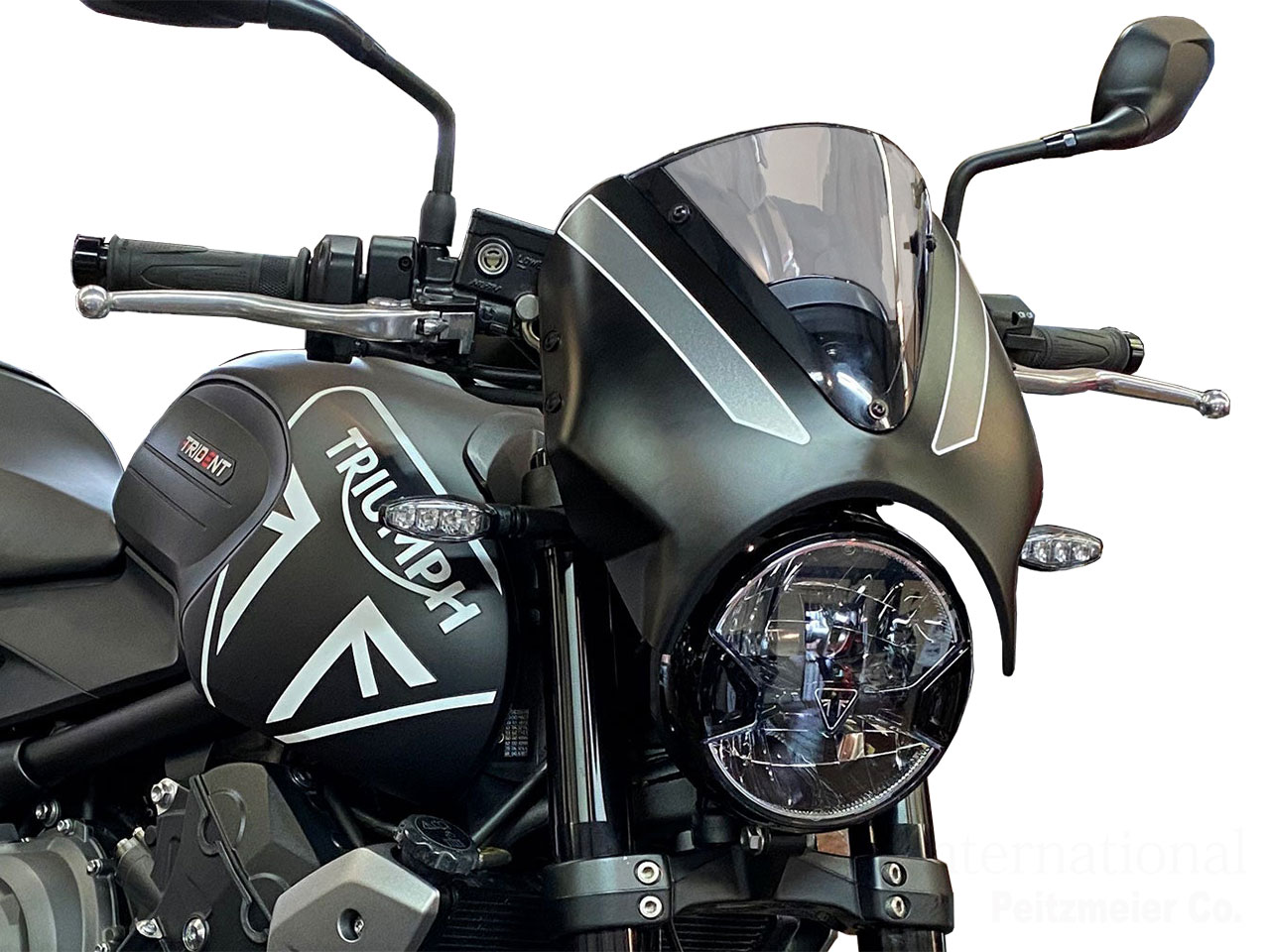 P&A International ヘッドライトフェアリング Triumph Trident660