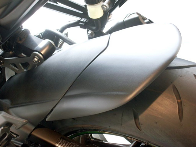 P&A International リアエクステンドフェンダー Kawasaki Z1000/Ninja1000