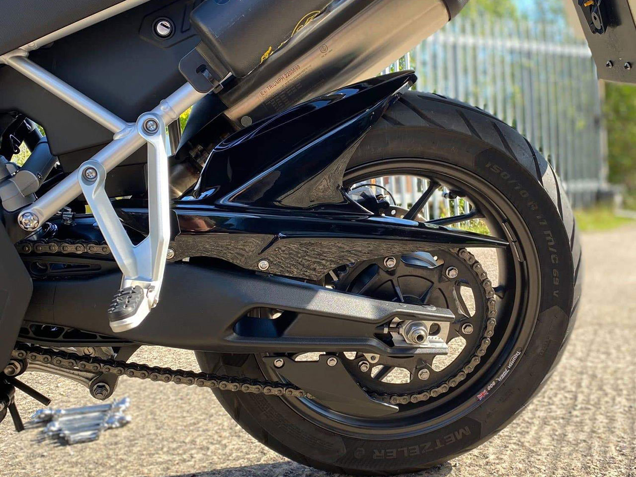 P&A International インナーリアフェンダーTriumph Tiger900 シリーズ