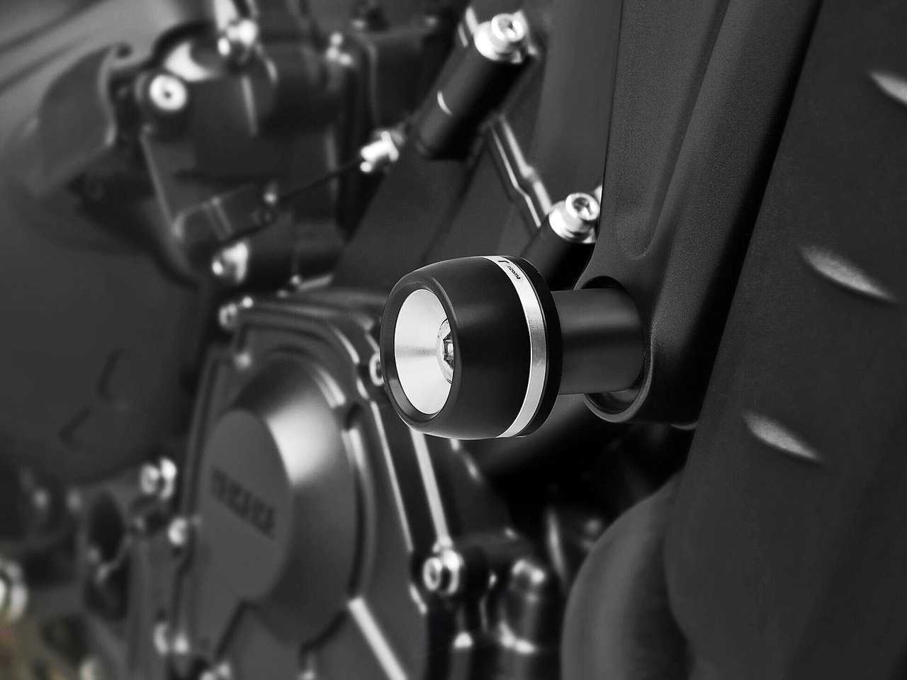 rizoma / リゾマ サイドスライダー YAMAHA MT-09 / トレーサー9