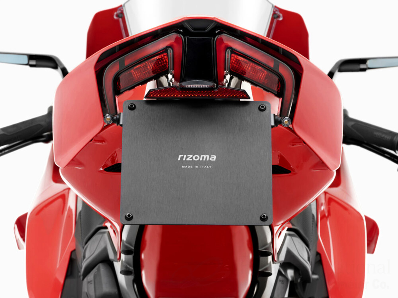 rizoma / リゾマ ライセンスプレートサポート フェンダーレスキット 「FOX」 DUCATI パニガーレ V4/S / V2 / ストリートファイター V4