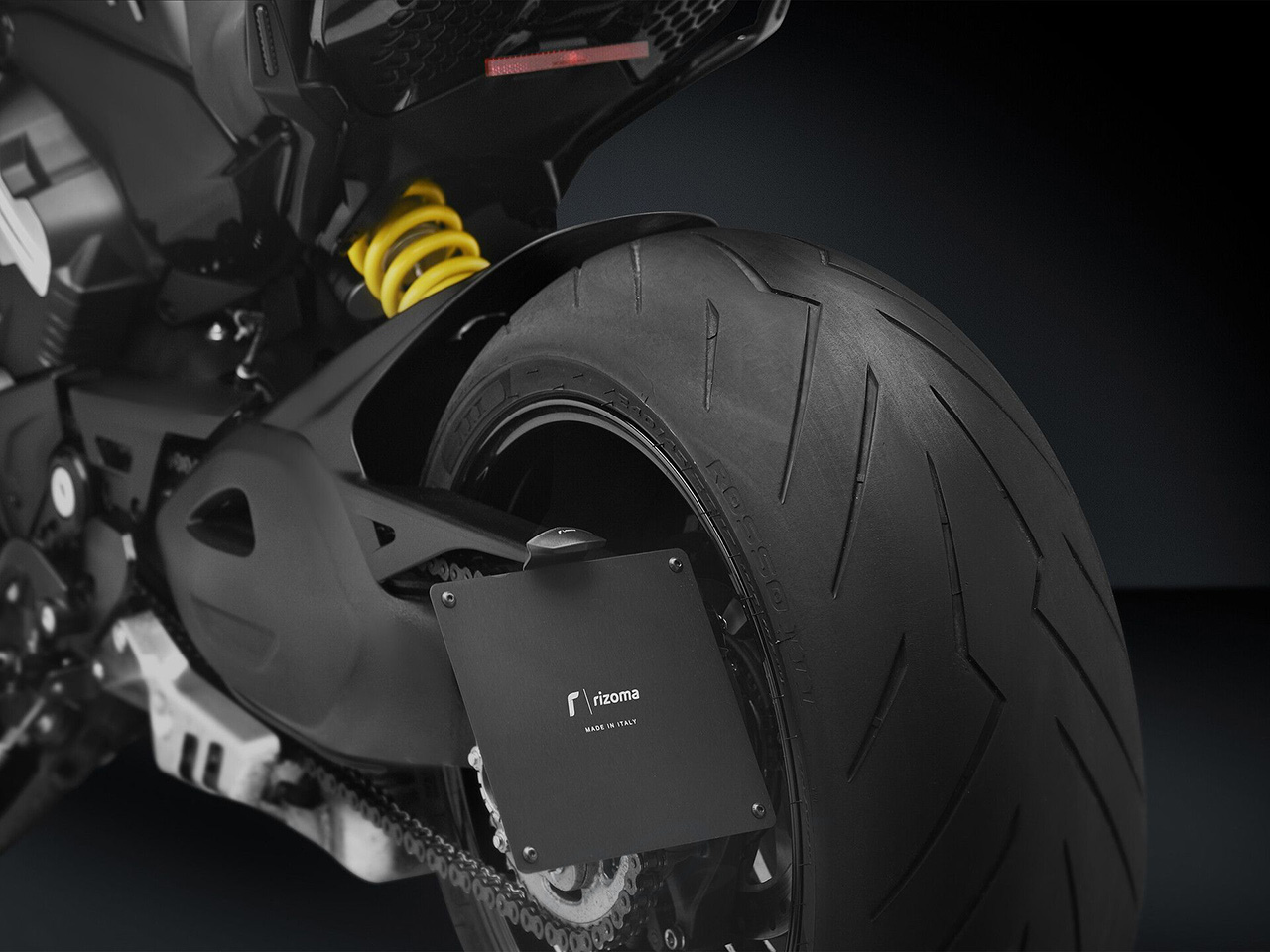 rizoma/リゾマ ライセンスプレートサポート DUCATI ディアベル V4