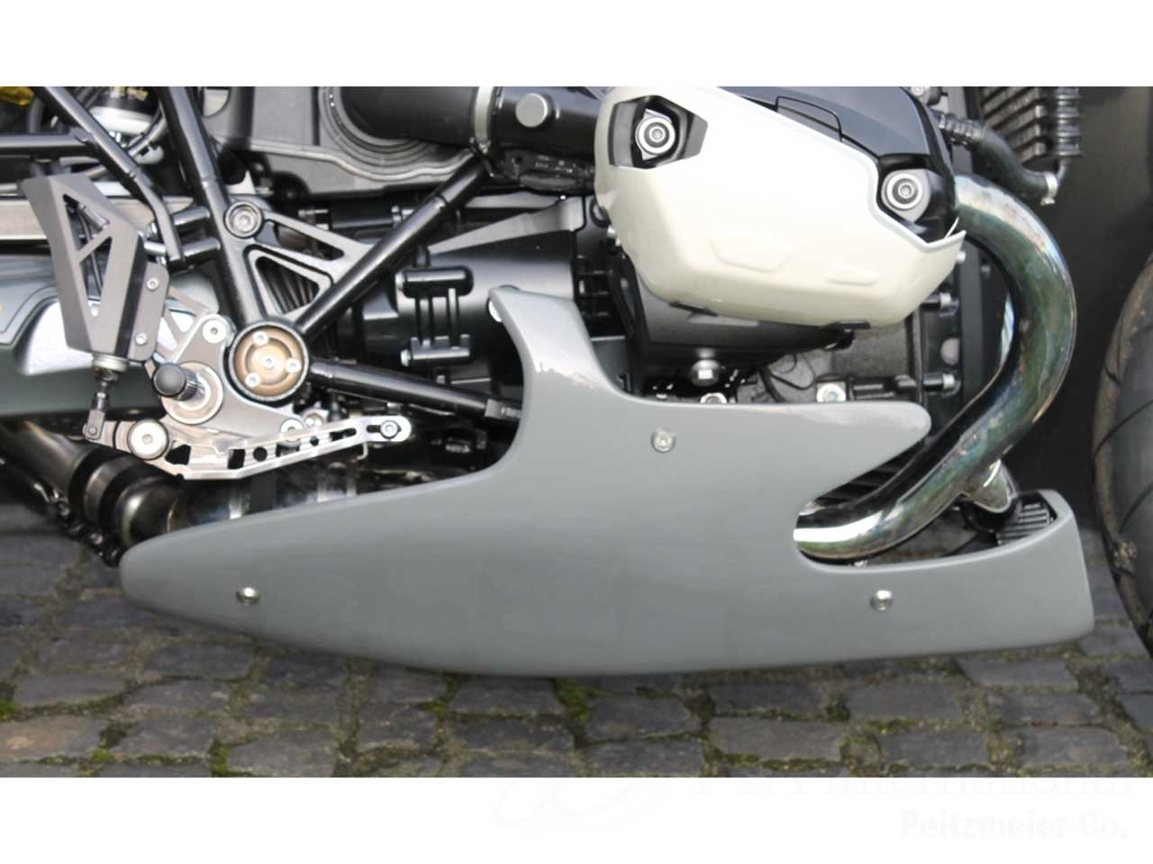 ACシュニッツァー アンダーカウル(ベリーパン) RnineT