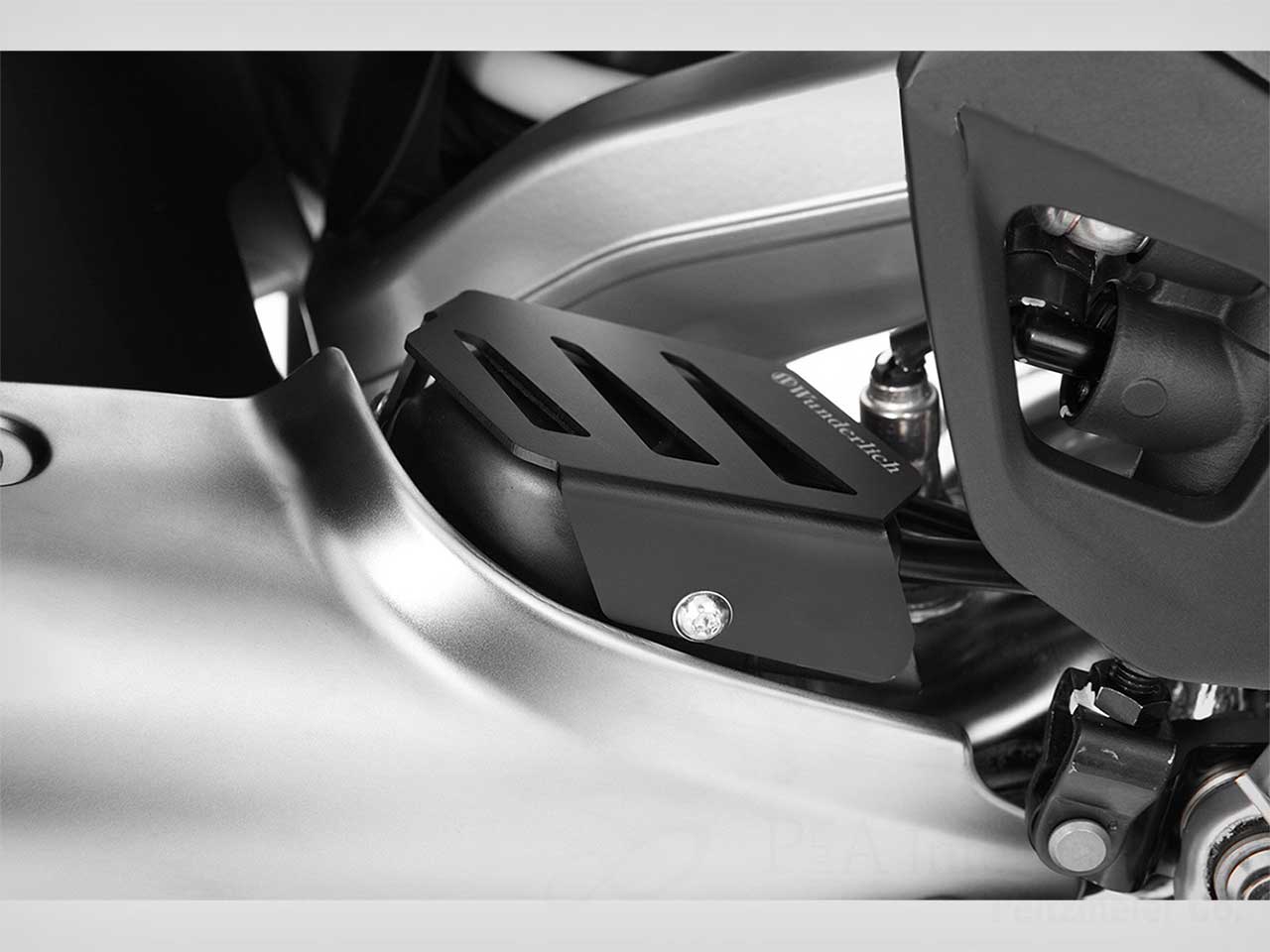 ワンダーリッヒ 排気フラップガード R1250GS / R1200GSLC / R1200GSLC Adventure / R1200RLC