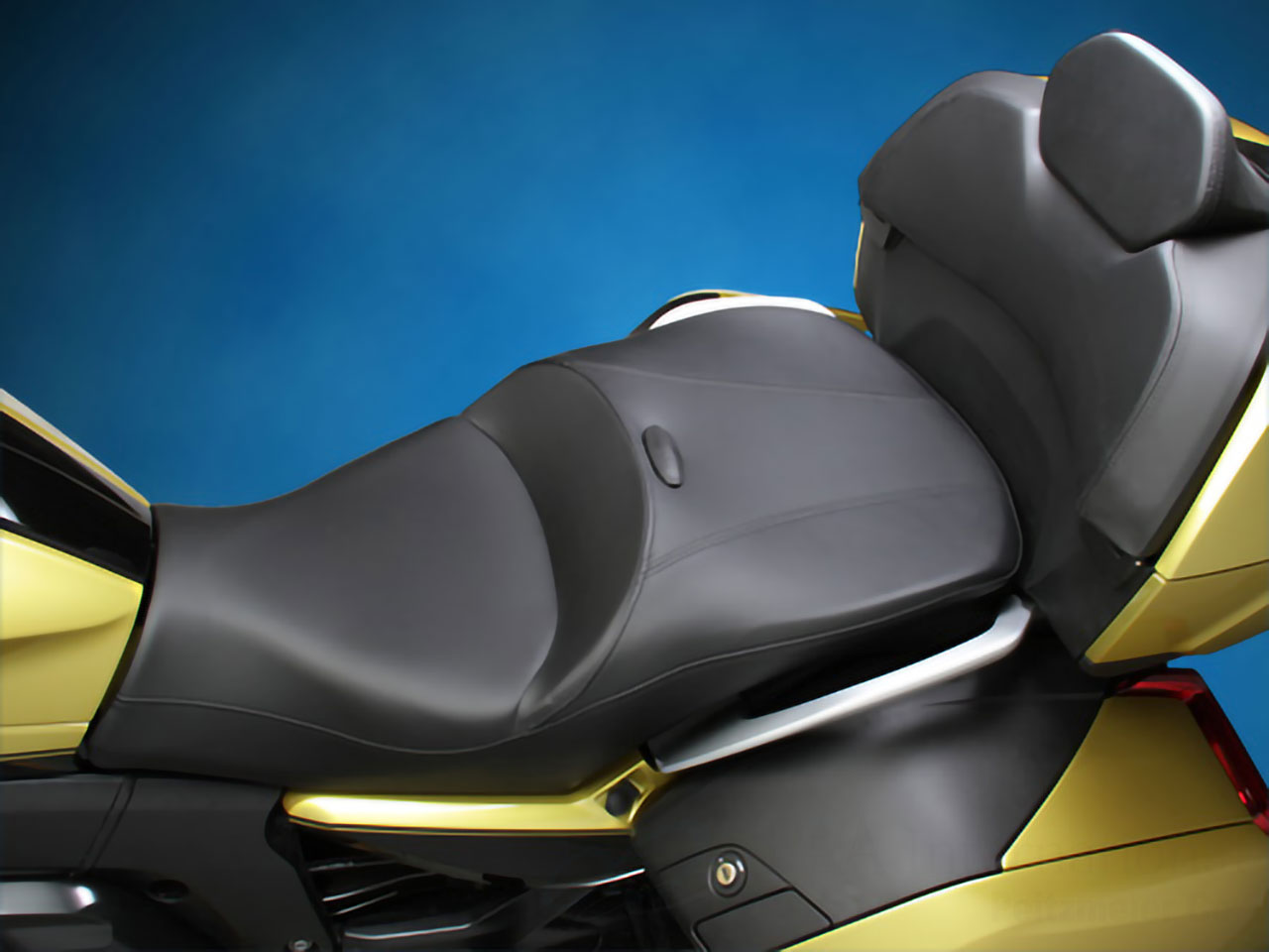 Sargent ワールドスポーツ パフォーマンスシート BMW K1600 GrandAmerica