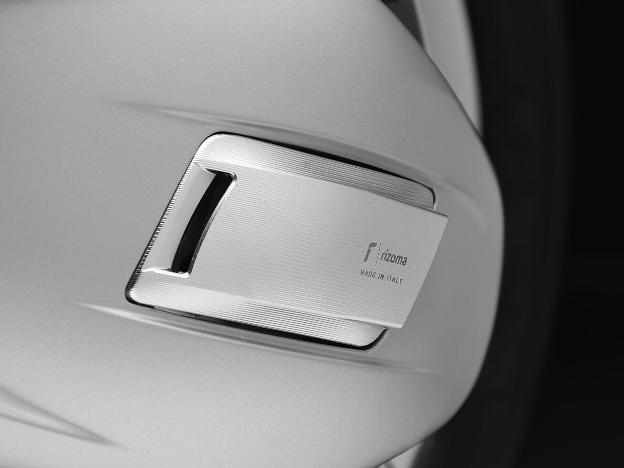 rizoma / リゾマ エンジンカバー Vespa プリマベーラ / スプリント