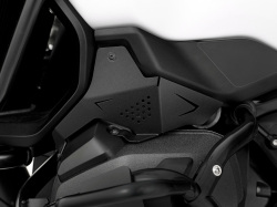 ワンダーリッヒ スロットルセンサーカバー BMW R1300GS Adventure