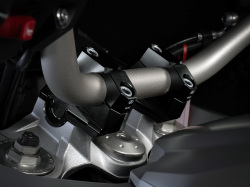 ギルズツーリング ハンドルアップ/セットバックキット BMW F900GS / F900XR / F900R