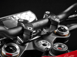 ギルズツーリング アジャスタブルハンドルバーライザー マウントキット 2DGT DUCATI モンスター+ / ストリートファイター V2