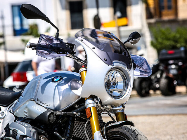 ワンダーリッヒ RnineT フロントカウル「Daytona」 アルミニウム色