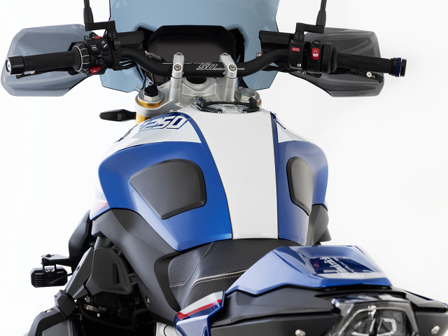 ワンダーリッヒ タンクパッドキット BMW R1250R