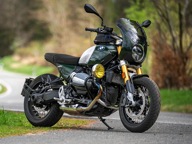 TOMO BMW RnineTワンダーリッヒ DAYTONAフロントカウル ワンダーリッヒ RnineT フロントカウル「Daytona」 無塗装