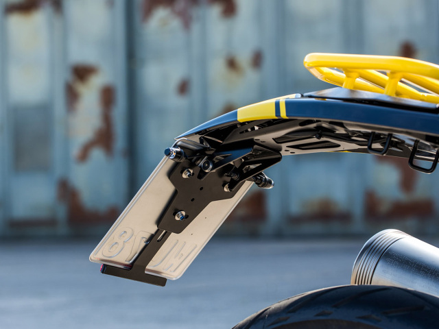 BIMINI Rainer Leitzgen（レイナー・ライツゲン）サイン入 Auction things