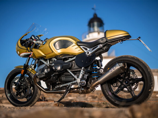 RnineT 少し Racer 純正マフラー + エキゾーストブラケット