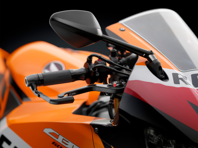 rizoma / リゾマ ミラー 「Veloce SPORT」 左右 同形状
