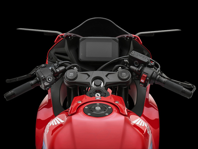 rizoma / リゾマ ミラー 「ステルス / STEALTH」HONDA CBR650R