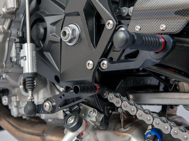 ギルズツーリング アジャスタブルバックステップ FXR S1000RR ギルズツーリング アジャスタブルバックステップ FXR S1000RR