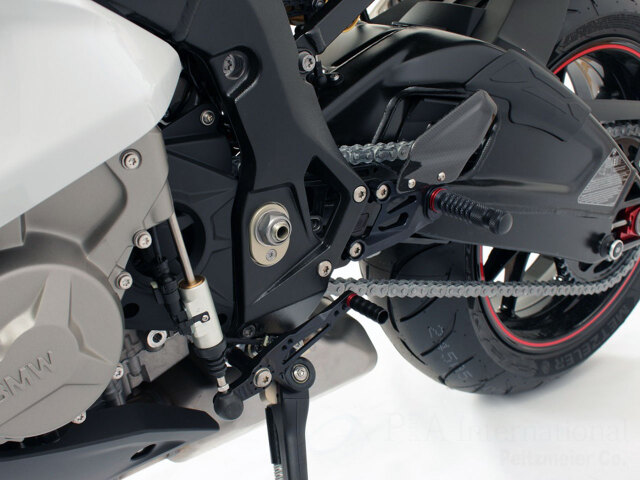 ギルズツーリング アジャスタブルバックステップ FXR S1000RR