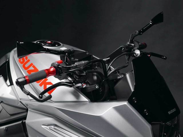 Rizoma リゾマ　s1000s katanaで使用 リゾマ KATANA / カタナ